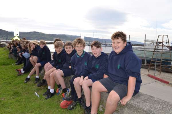 Apollo Bay P 12 students