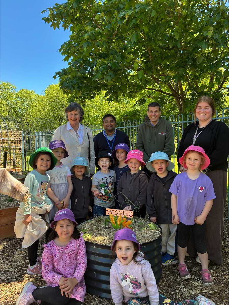 Adults pictured from left: Maryjane Crabtree, SAKGF Board Chair; Ashish Sitoula, Colac Otway Shire Council, Manager Community Services; Rob Rees, SAKGF CEO; and Jordan Ullyatt, Kindergarten Leader.